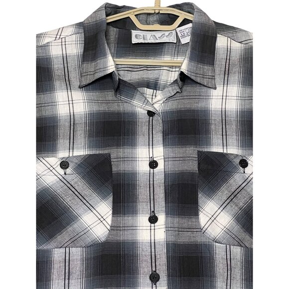 Class by Just Class Women Plaid Long Sleeve Button-Up Shirt Size L Black & White - Picture 3 of 16